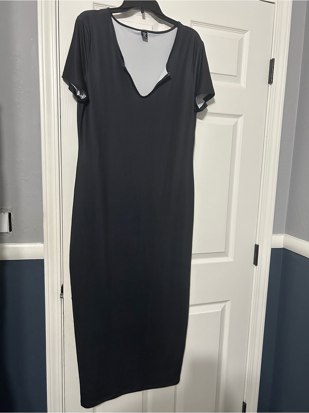 SHEIN Black Short-Sleeve Dress